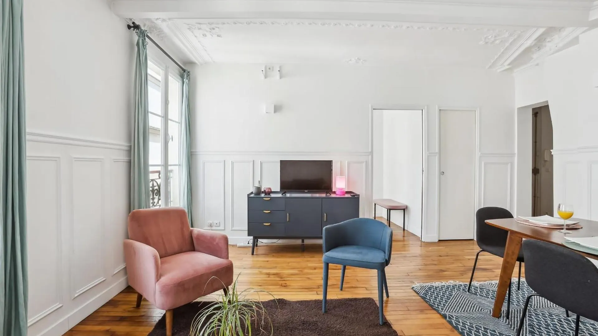Bnbnova - 2Br - Le Marais & Hotel De Ville Paryż 0*,  Francja